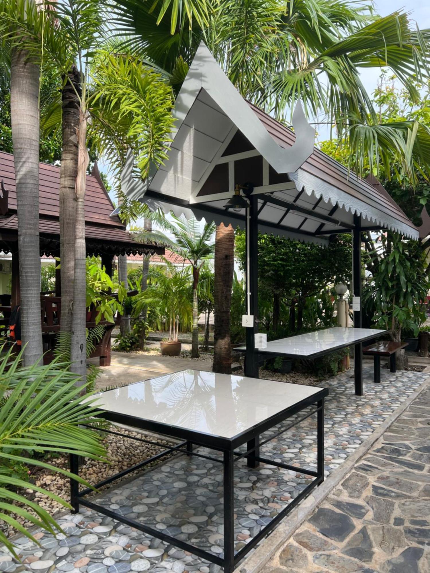 Suanpai Resort Sattahip Exterior foto