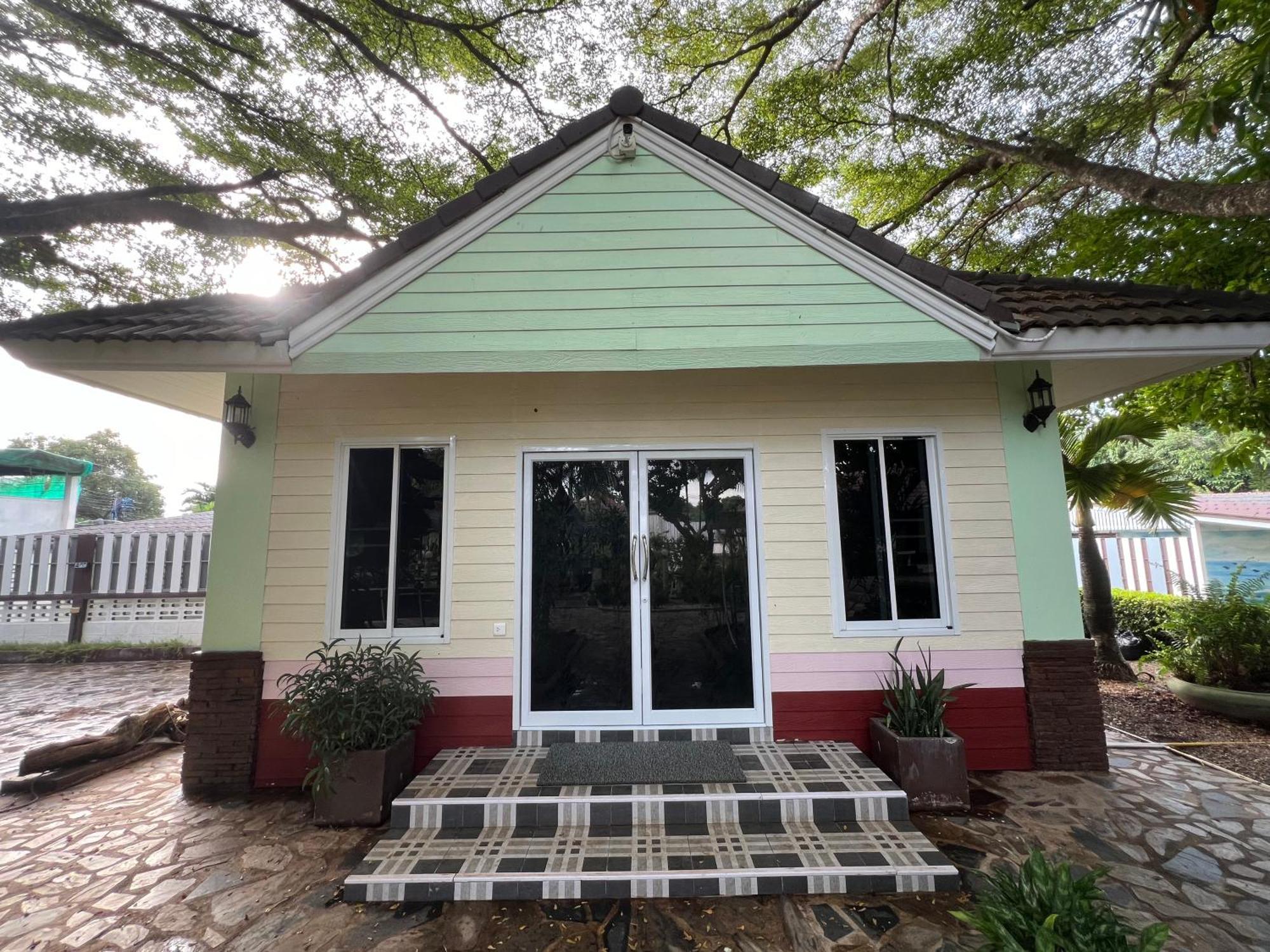 Suanpai Resort Sattahip Exterior foto